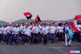 Caminan hacia Nuevas Victorias!