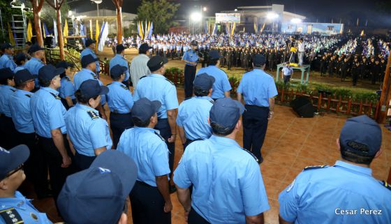 Presidente Daniel entrega nuevas unidades de transporte a la Policía Nacional para fortalecer la Seguridad de las Familias Nicaragüenses