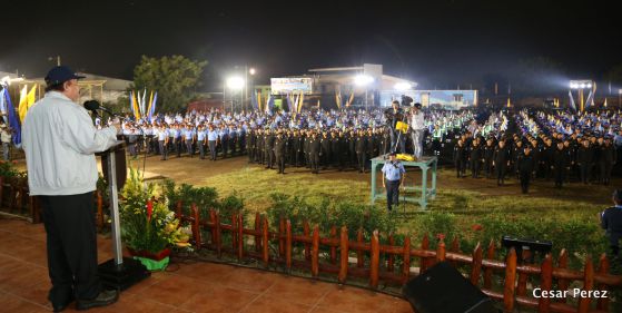 Presidente Daniel entrega nuevas unidades de transporte a la Policía Nacional para fortalecer la Seguridad de las Familias Nicaragüenses