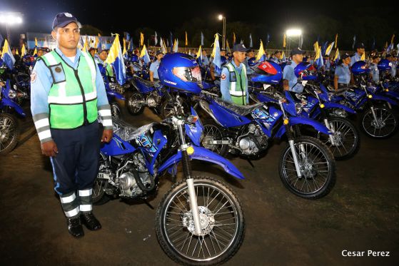Presidente Daniel entrega nuevas unidades de transporte a la Policía Nacional para fortalecer la Seguridad de las Familias Nicaragüenses