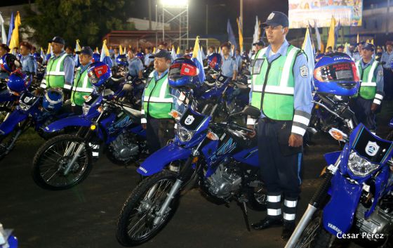 Presidente Daniel entrega nuevas unidades de transporte a la Policía Nacional para fortalecer la Seguridad de las Familias Nicaragüenses