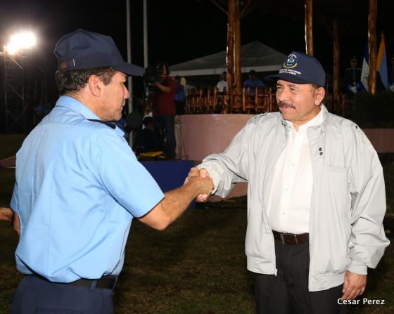 Presidente Daniel entrega nuevas unidades de transporte a la Policía Nacional para fortalecer la Seguridad de las Familias Nicaragüenses