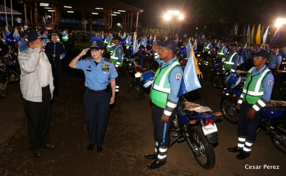 Presidente Daniel entrega nuevas unidades de transporte a la Policía Nacional para fortalecer la Seguridad de las Familias Nicaragüenses