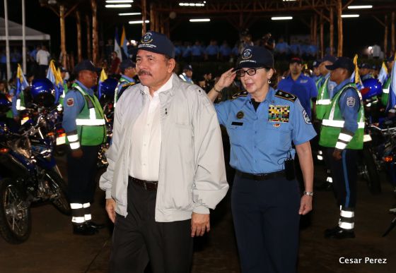 Presidente Daniel entrega nuevas unidades de transporte a la Policía Nacional para fortalecer la Seguridad de las Familias Nicaragüenses