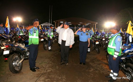 Presidente Daniel entrega nuevas unidades de transporte a la Policía Nacional para fortalecer la Seguridad de las Familias Nicaragüenses