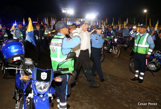 Presidente Daniel entrega nuevas unidades de transporte a la Policía Nacional para fortalecer la Seguridad de las Familias Nicaragüenses