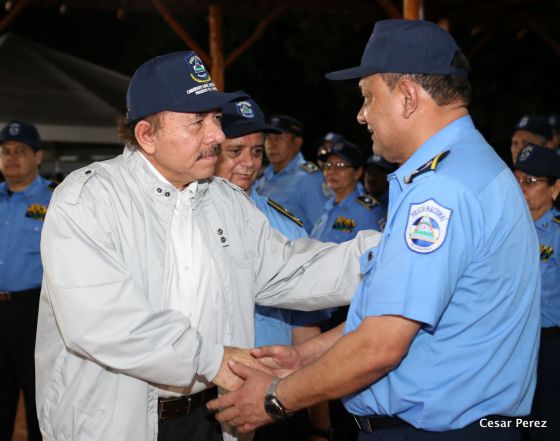 Presidente Daniel entrega nuevas unidades de transporte a la Policía Nacional para fortalecer la Seguridad de las Familias Nicaragüenses