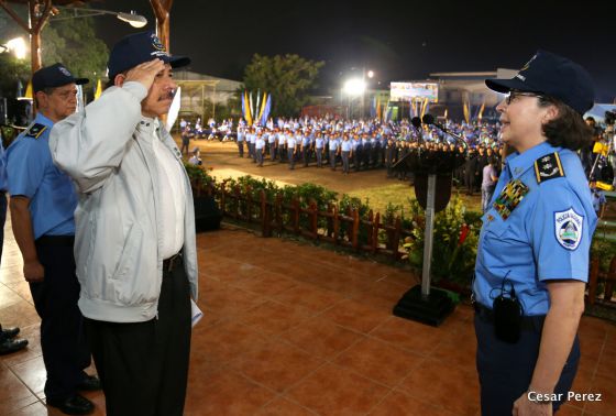 Presidente Daniel entrega nuevas unidades de transporte a la Policía Nacional para fortalecer la Seguridad de las Familias Nicaragüenses