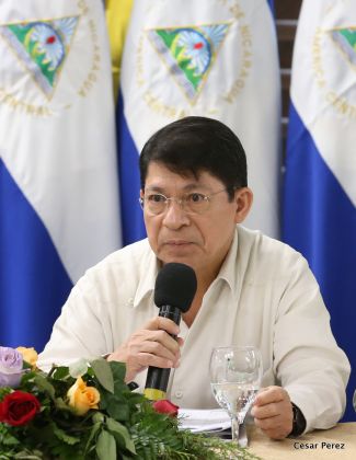 Autoridades nicaragüenses se reúnen con invitados y expertos electorales