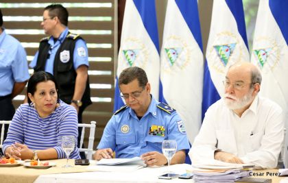 Autoridades nicaragüenses se reúnen con invitados y expertos electorales