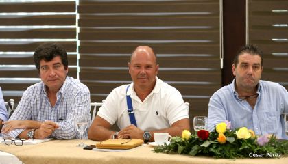 Autoridades nicaragüenses se reúnen con invitados y expertos electorales