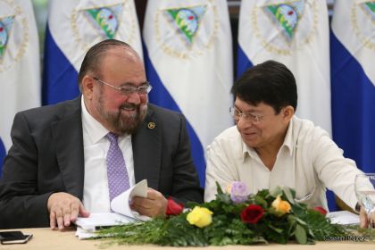 Autoridades nicaragüenses se reúnen con invitados y expertos electorales