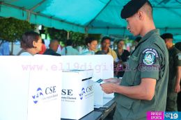 Managuas votan masivamente en jornada cívica