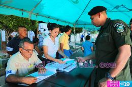 Managuas votan masivamente en jornada cívica