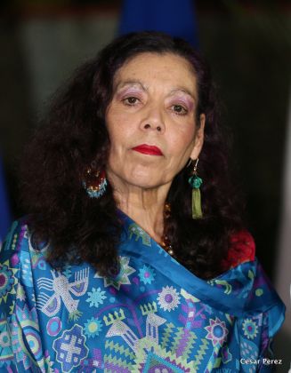 Daniel y Rosario ejercen su derecho al voto