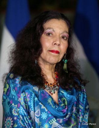 Daniel y Rosario ejercen su derecho al voto