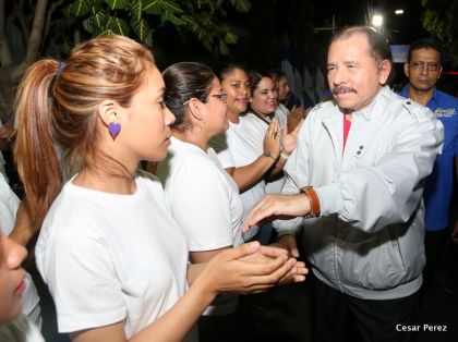 Daniel y Rosario ejercen su derecho al voto