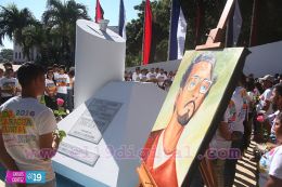 Una Flor para Carlos; 40 Aniversario del Tránsito a la Inmortalidad del Comandante Carlos Fonseca