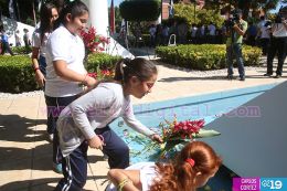 Una Flor para Carlos; 40 Aniversario del Tránsito a la Inmortalidad del Comandante Carlos Fonseca