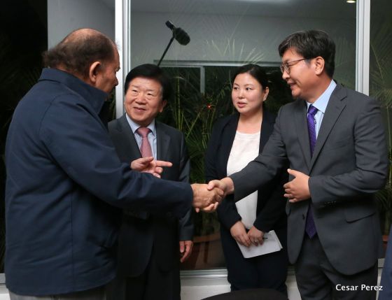 Presidente Daniel se reúne con el Vicepresidente de la Asamblea Nacional de Corea, Sr. Byeong-Seung Park