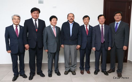 Presidente Daniel se reúne con el Vicepresidente de la Asamblea Nacional de Corea, Sr. Byeong-Seung Park