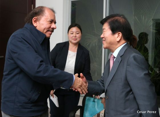 Presidente Daniel se reúne con el Vicepresidente de la Asamblea Nacional de Corea, Sr. Byeong-Seung Park