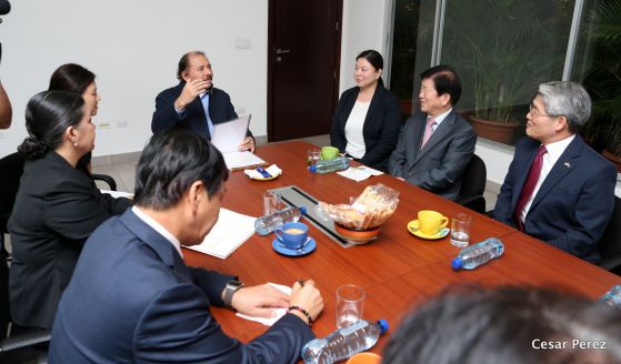 Presidente Daniel se reúne con el Vicepresidente de la Asamblea Nacional de Corea, Sr. Byeong-Seung Park