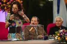 Daniel y Rosario conmemoran 35 aniversario del Asalto al Palacio Nacional