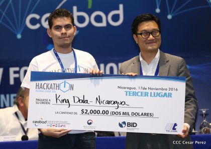 Presidente Daniel clausura V Foro Regional "Conectividad para Todos" del CEABAD