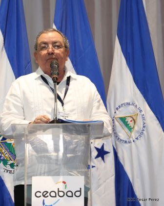 Presidente Daniel clausura V Foro Regional "Conectividad para Todos" del CEABAD