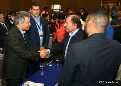 Presidente Daniel clausura V Foro Regional "Conectividad para Todos" del CEABAD
