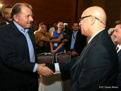 Presidente Daniel clausura V Foro Regional "Conectividad para Todos" del CEABAD