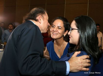 Presidente Daniel clausura V Foro Regional "Conectividad para Todos" del CEABAD