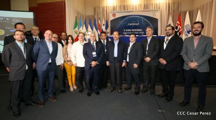 Presidente Daniel clausura V Foro Regional "Conectividad para Todos" del CEABAD
