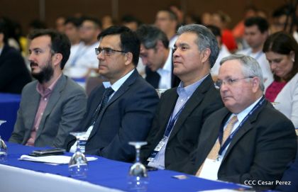 Presidente Daniel clausura V Foro Regional "Conectividad para Todos" del CEABAD