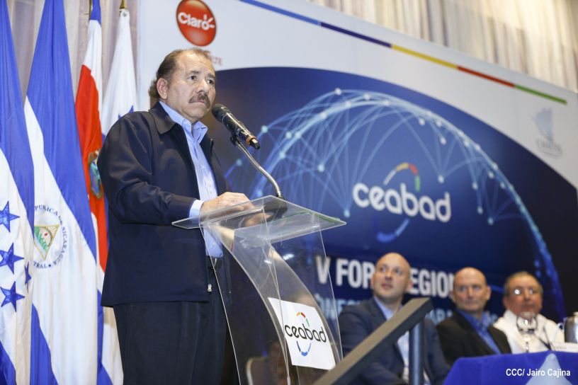 Presidente Daniel clausura V Foro Regional "Conectividad para Todos" del CEABAD