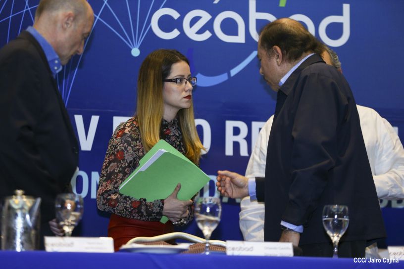 Presidente Daniel clausura V Foro Regional "Conectividad para Todos" del CEABAD