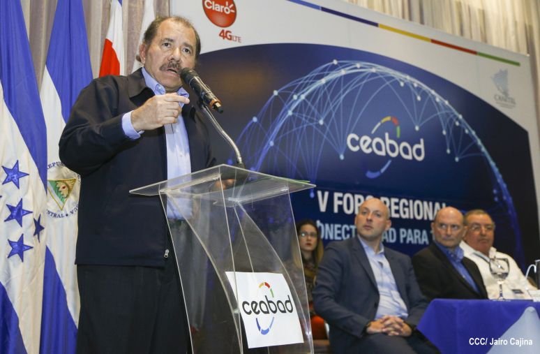 Presidente Daniel clausura V Foro Regional "Conectividad para Todos" del CEABAD