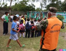 Simulacro de sismo en barrio capitalino