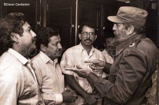 Fidel y Daniel, Hermandad Revolucionaria!