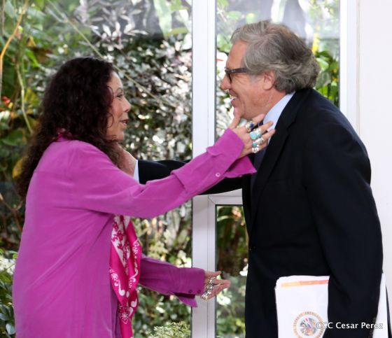 Presidente Daniel y Compañera reciben al Secretario General OEA, Luis Almagro