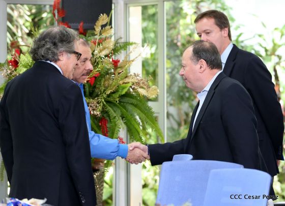 Presidente Daniel y Compañera reciben al Secretario General OEA, Luis Almagro