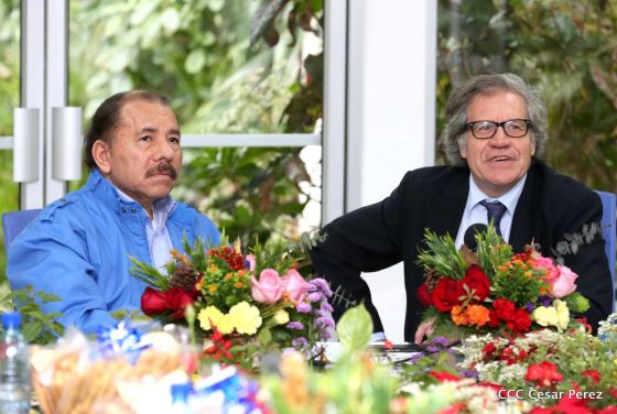 Presidente Daniel y Compañera reciben al Secretario General OEA, Luis Almagro