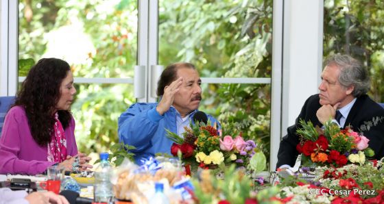 Presidente Daniel y Compañera reciben al Secretario General OEA, Luis Almagro