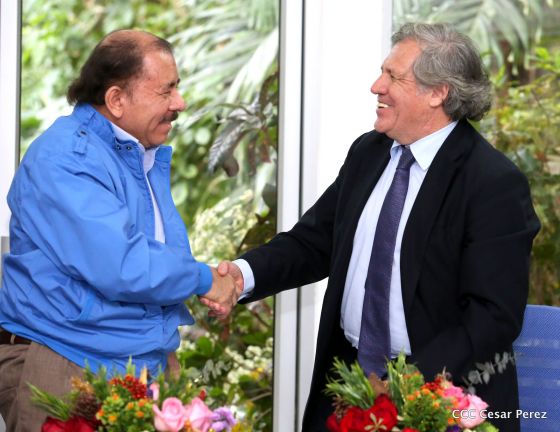 Presidente Daniel y Compañera reciben al Secretario General OEA, Luis Almagro