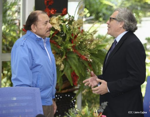 Presidente Daniel y Compañera reciben al Secretario General OEA, Luis Almagro