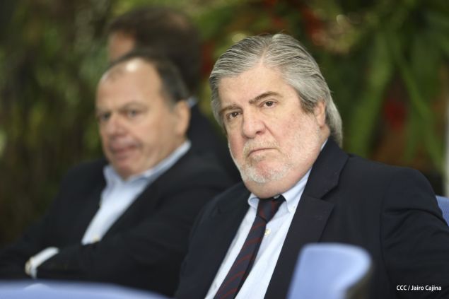 Presidente Daniel y Compañera reciben al Secretario General OEA, Luis Almagro