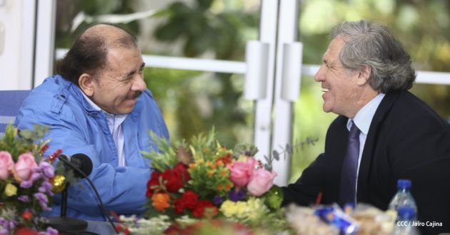 Presidente Daniel y Compañera reciben al Secretario General OEA, Luis Almagro