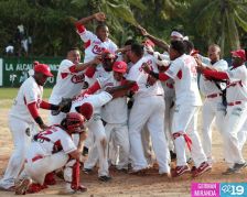 Costa Caribe Campeón del Pomares 2013