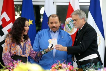 Daniel y Rosario reciben cartas credenciales de los Embajadores de la Unión Europea, Federación de Rusia y Costa Rica